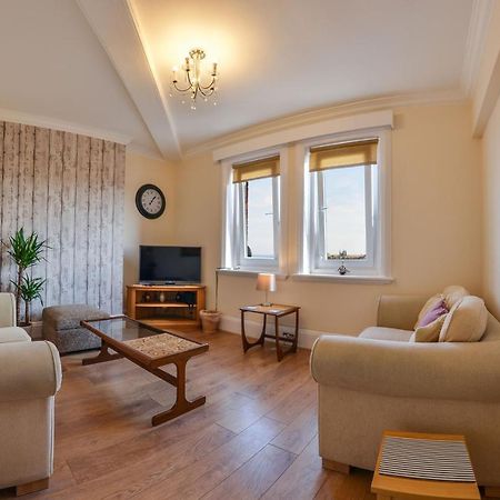 The Whitby Prospect, 2 Bed Apartment With Stunning Views, 2 Mins From Beach Eksteriør bilde
